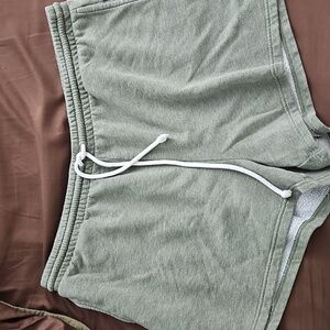 American Eagle Outfitters Green Athletic Shorts Relaxed Fit